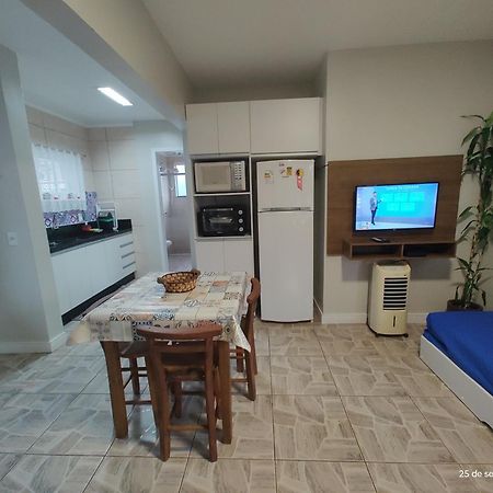 Residencial Bernardo 1 Dormitorio Florianópolis Extérieur photo